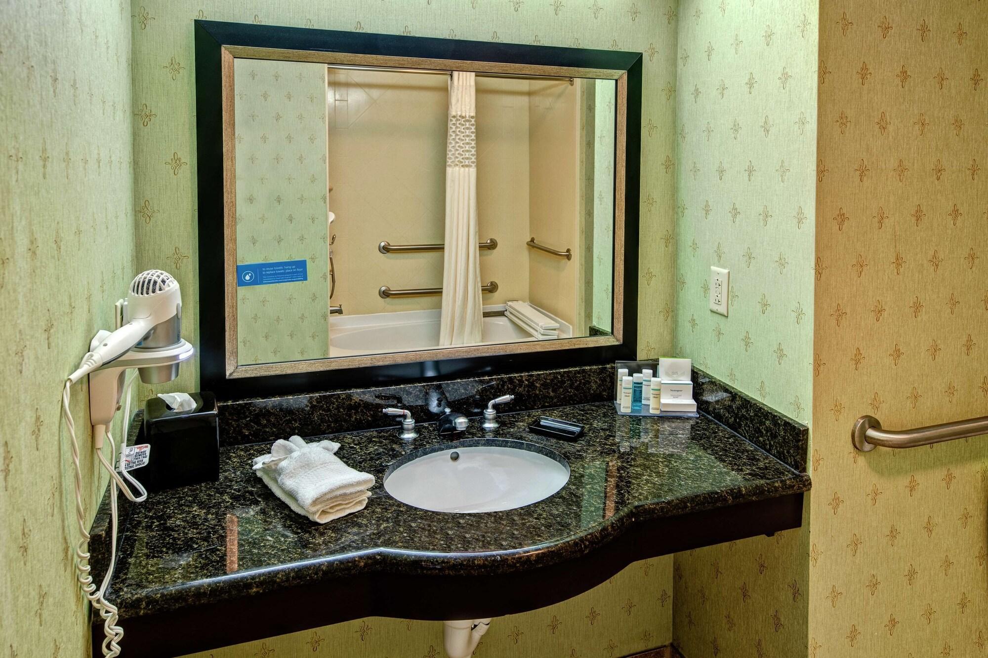 Hampton Inn Crossville Dış mekan fotoğraf